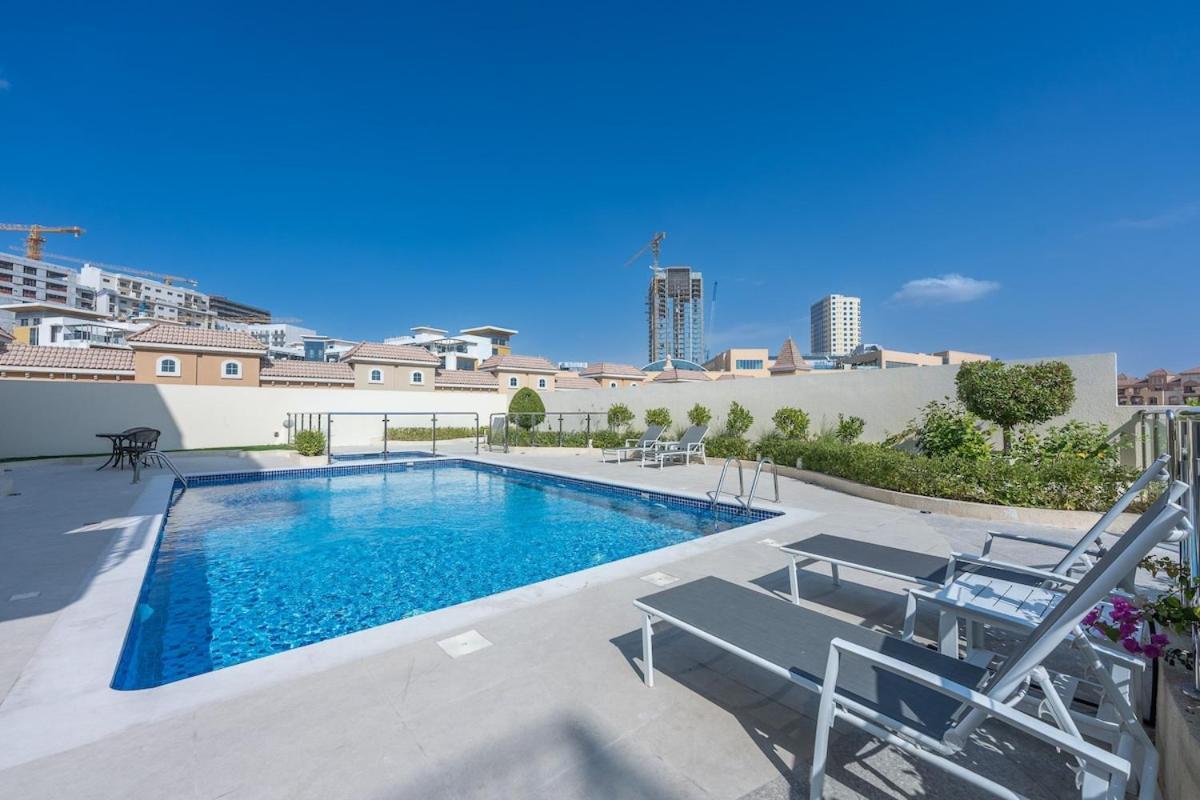 Homey Stylish Studio Perfect For 4 In Jvc Apartment *