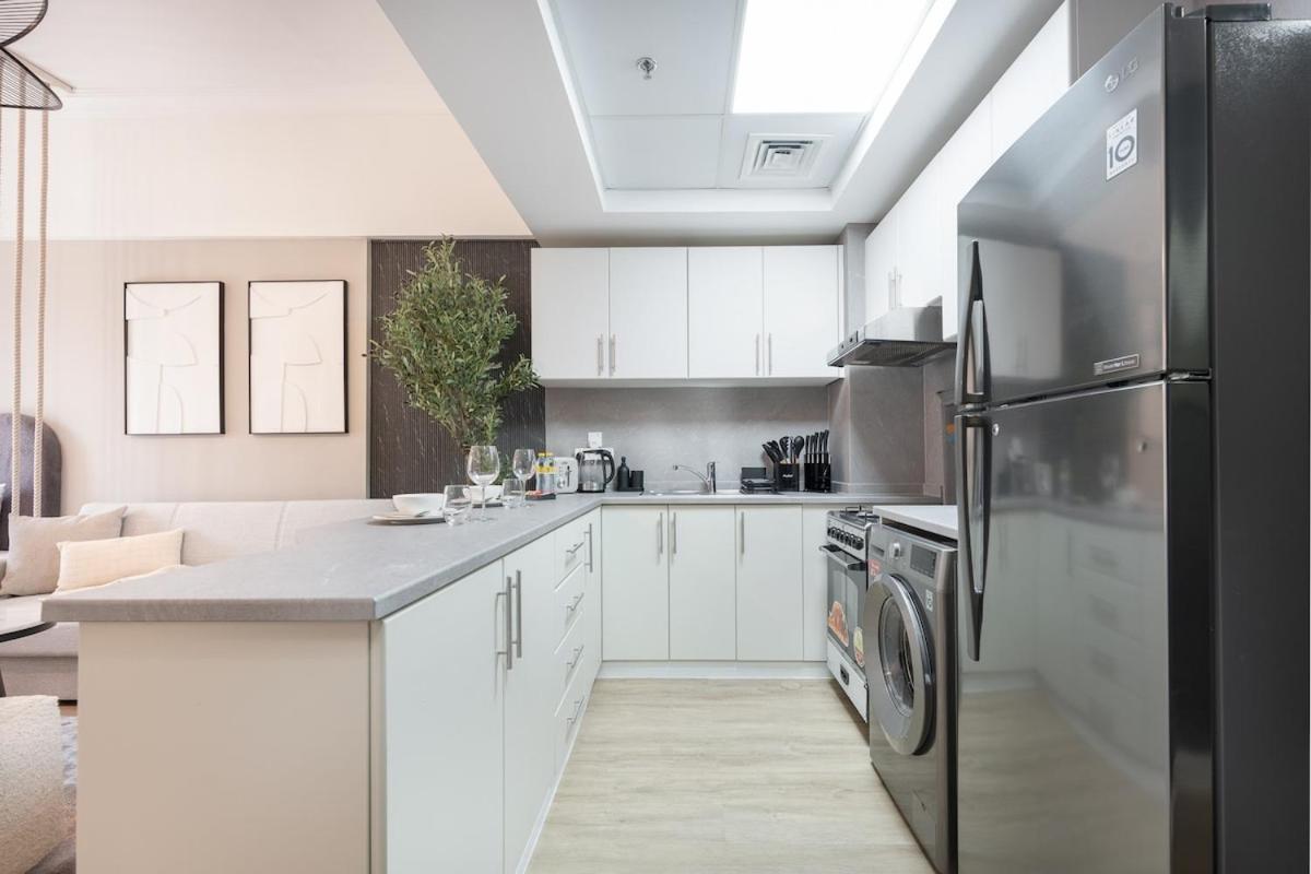 Homey Stylish Studio Perfect For 4 In Jvc Dubai