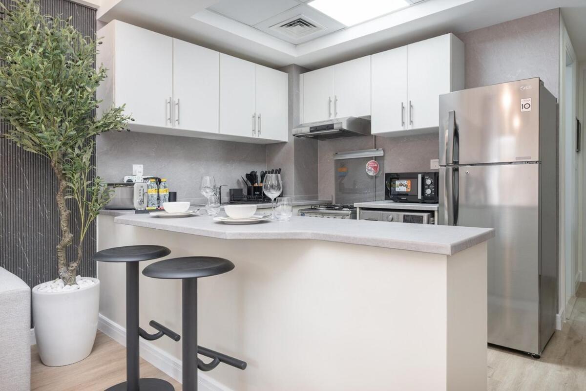 Homey Stylish Studio Perfect For 4 In Jvc Apartment *