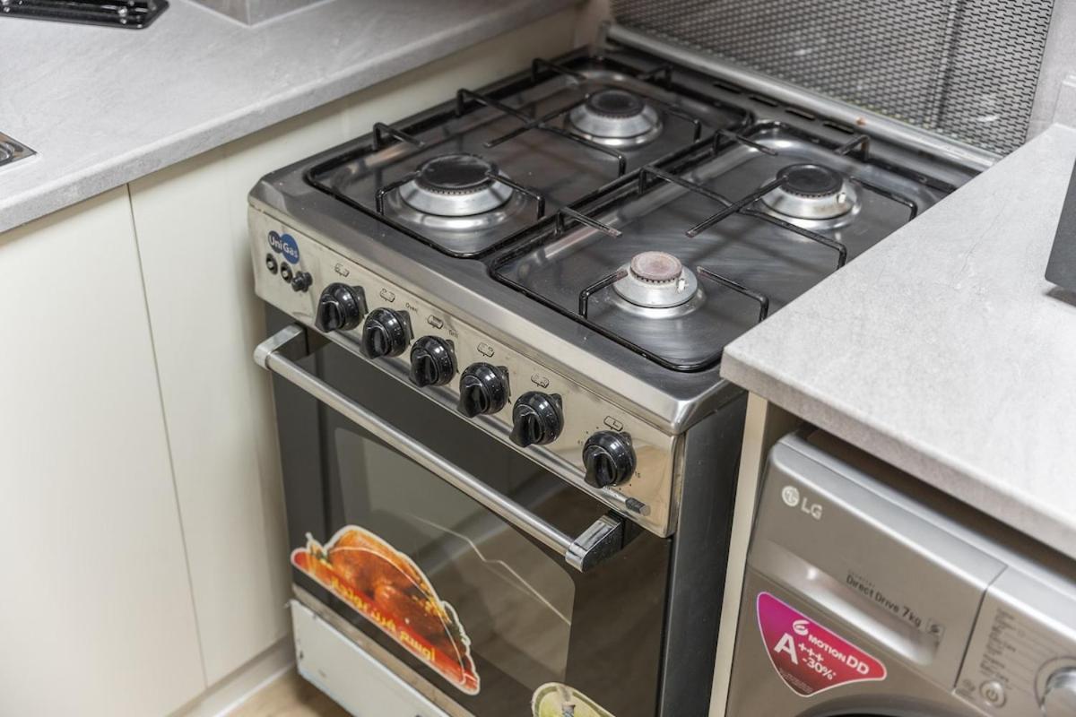 Homey Stylish Studio Perfect For 4 In Jvc Apartment Dubai