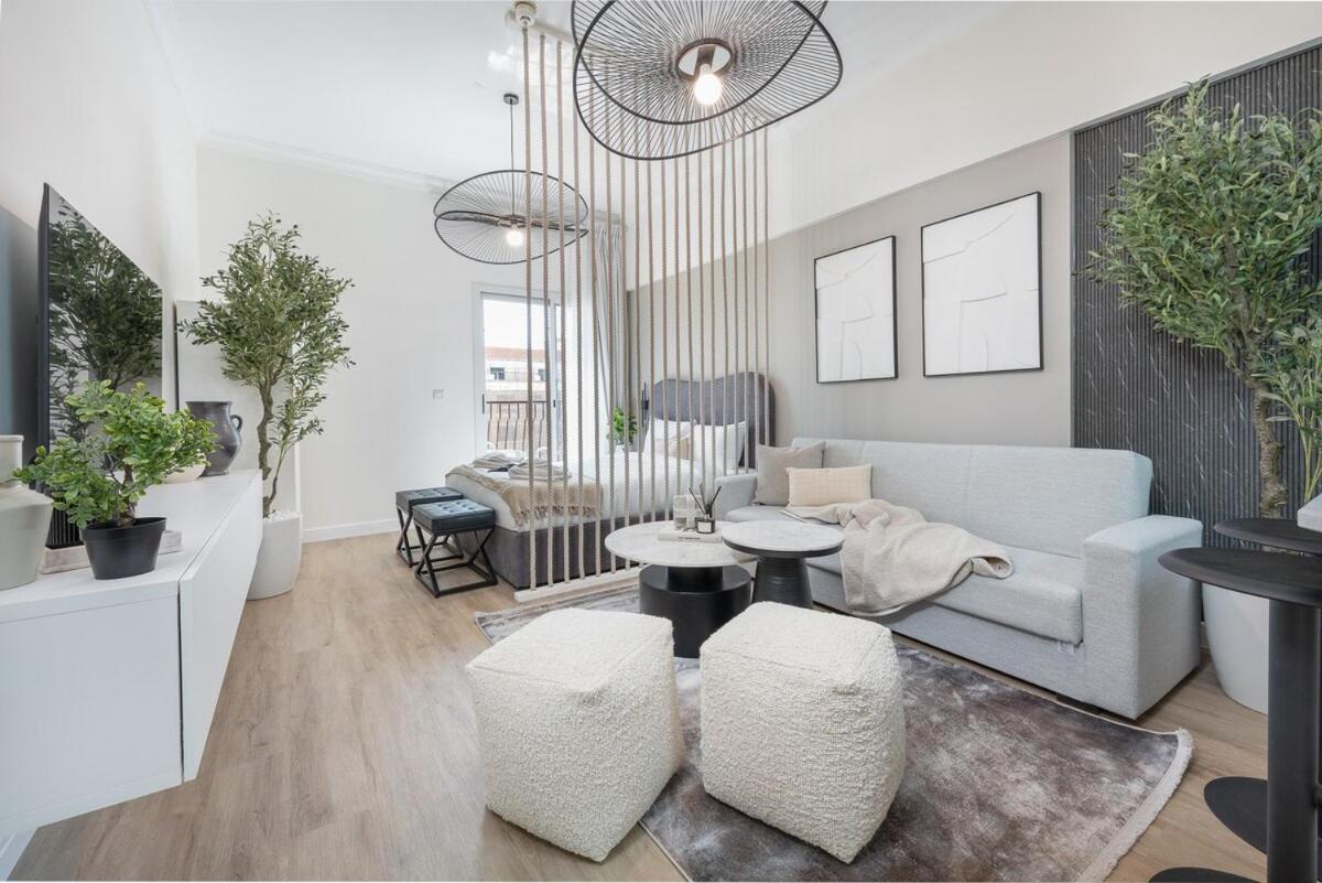 Apartment Homey Stylish Studio Perfect For 4 In Jvc *